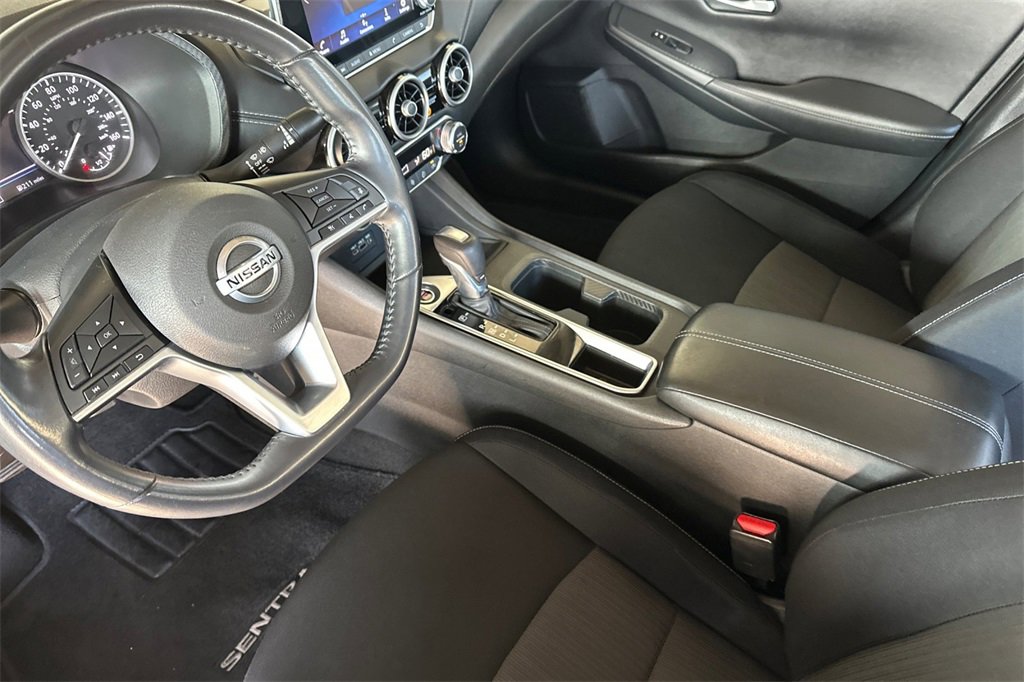 Used 2021 Nissan Sentra SV image 7