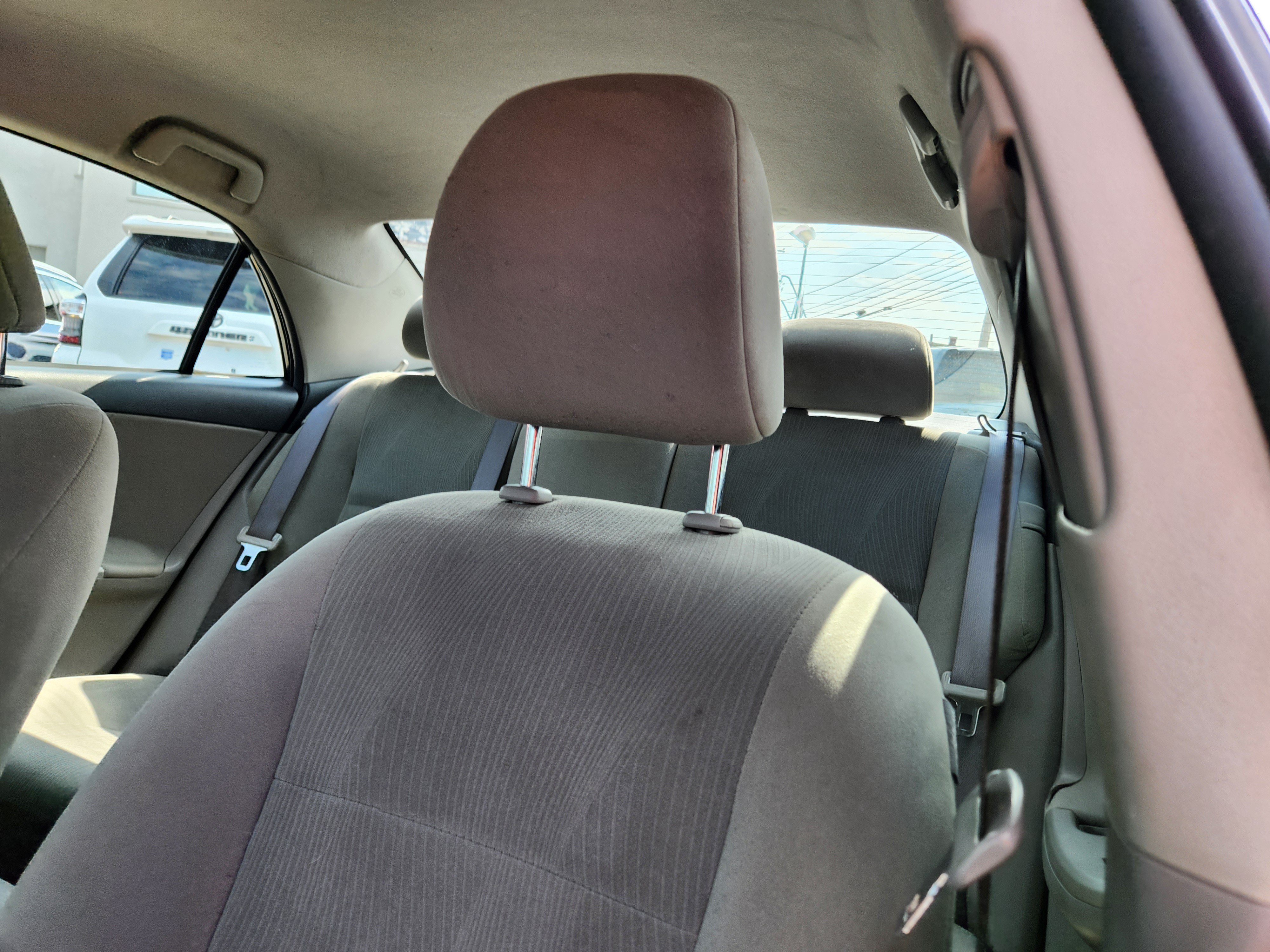 Used 2011 Toyota Corolla LE FWD image 11