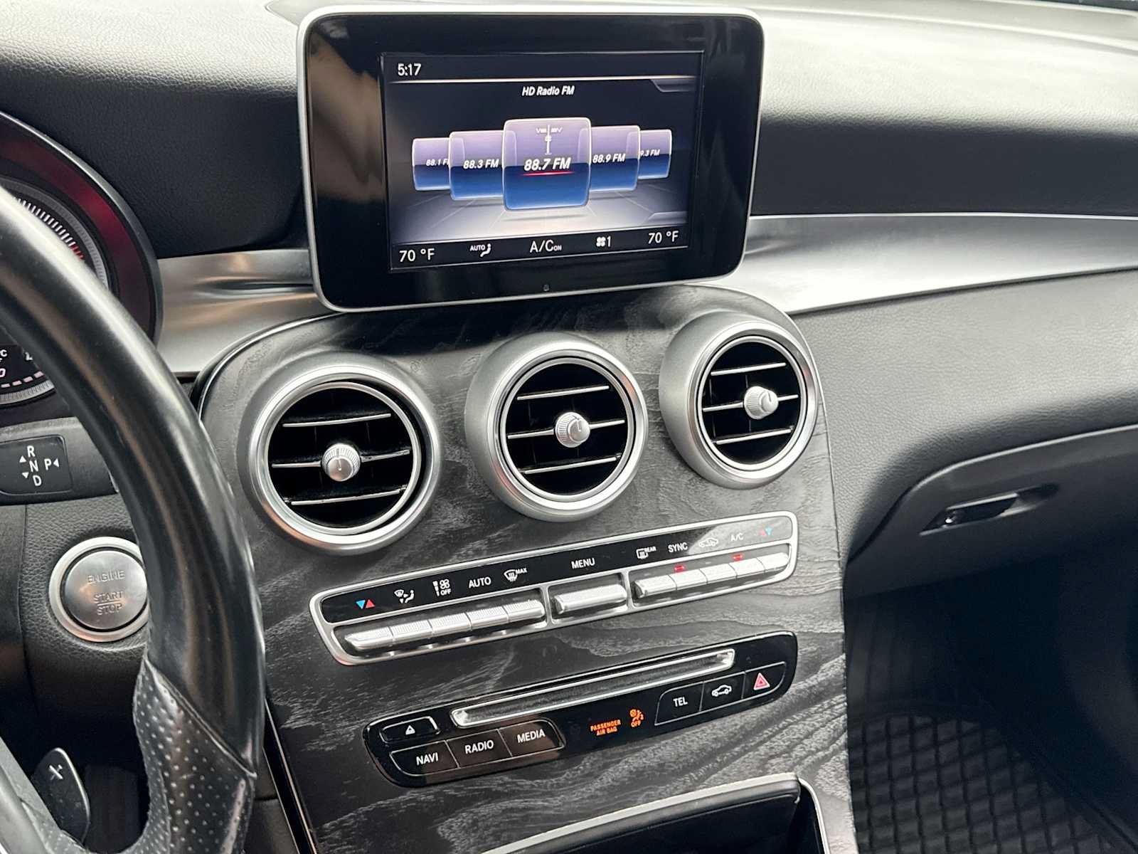 Used 2016 Mercedes-Benz GLC 300 4MATIC image 27