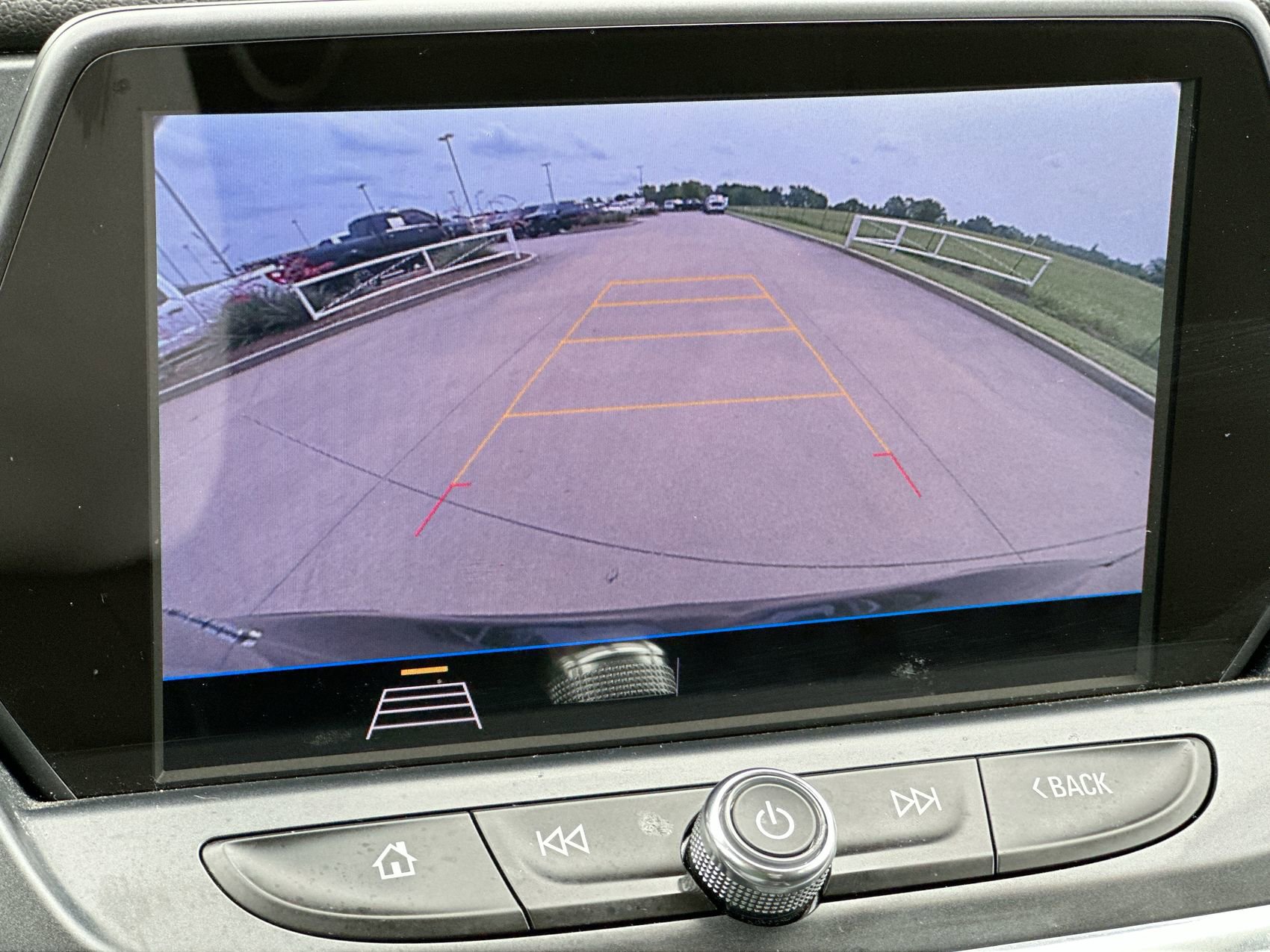 Used 2019 Chevrolet Blazer LT FWD image 17