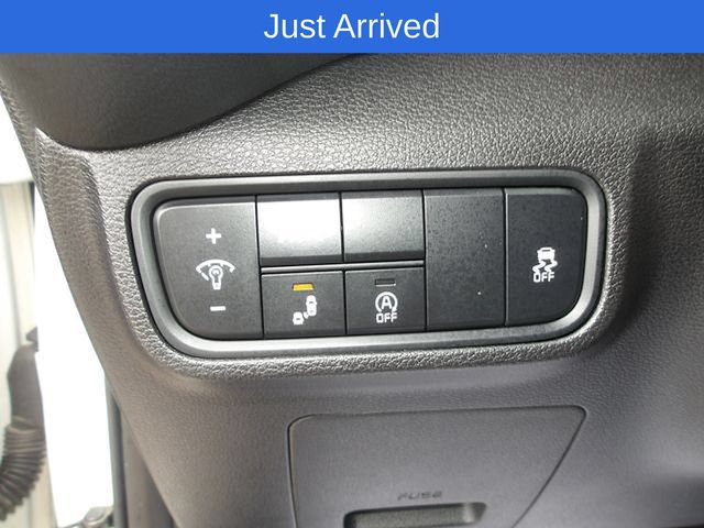 Used 2020 Kia Soul GT-Line w/ GT 2.0L Power Sunroof Package FWD image 16