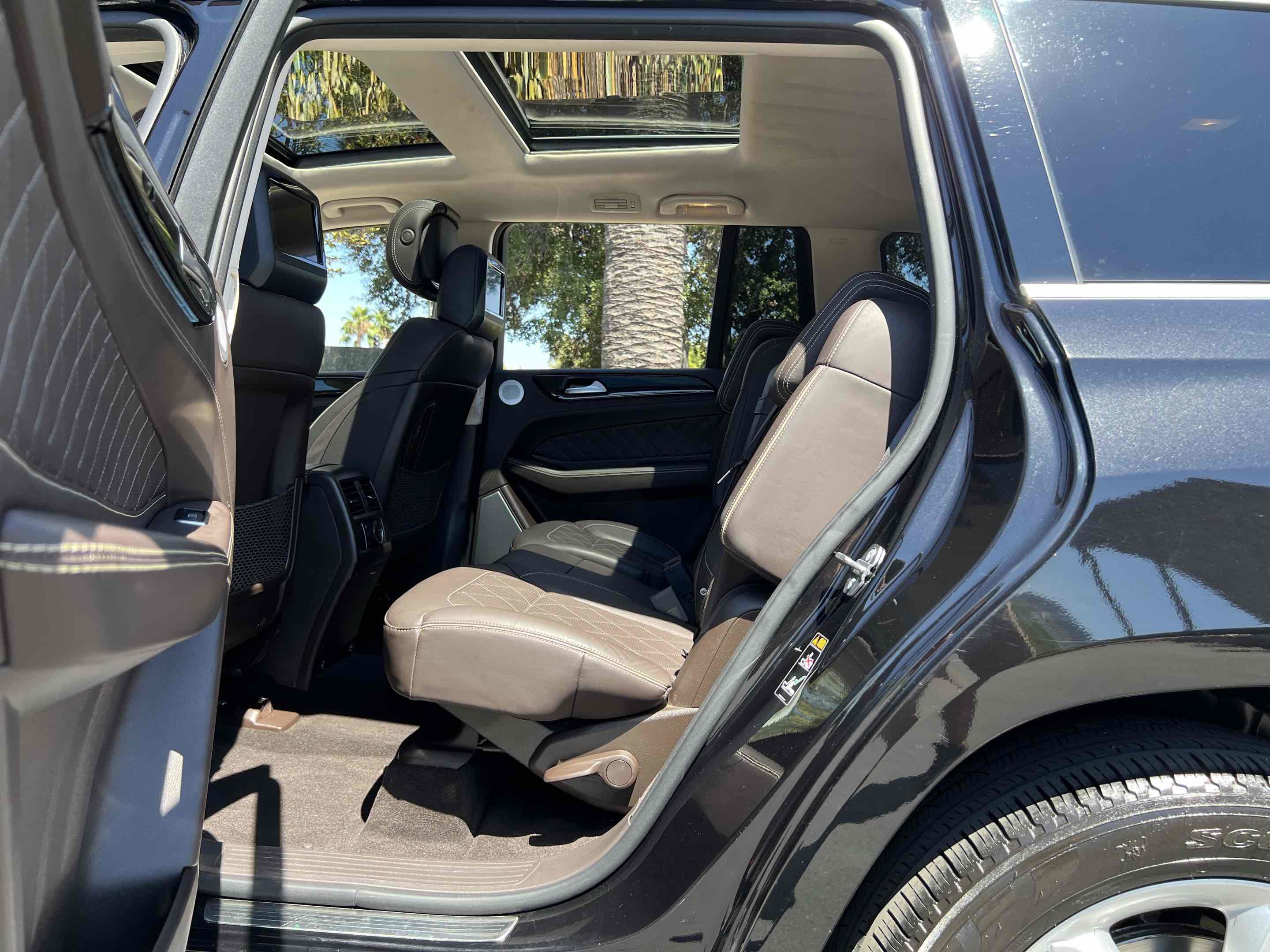 Used 2019 Mercedes-Benz GLS 450 4MATIC image 43