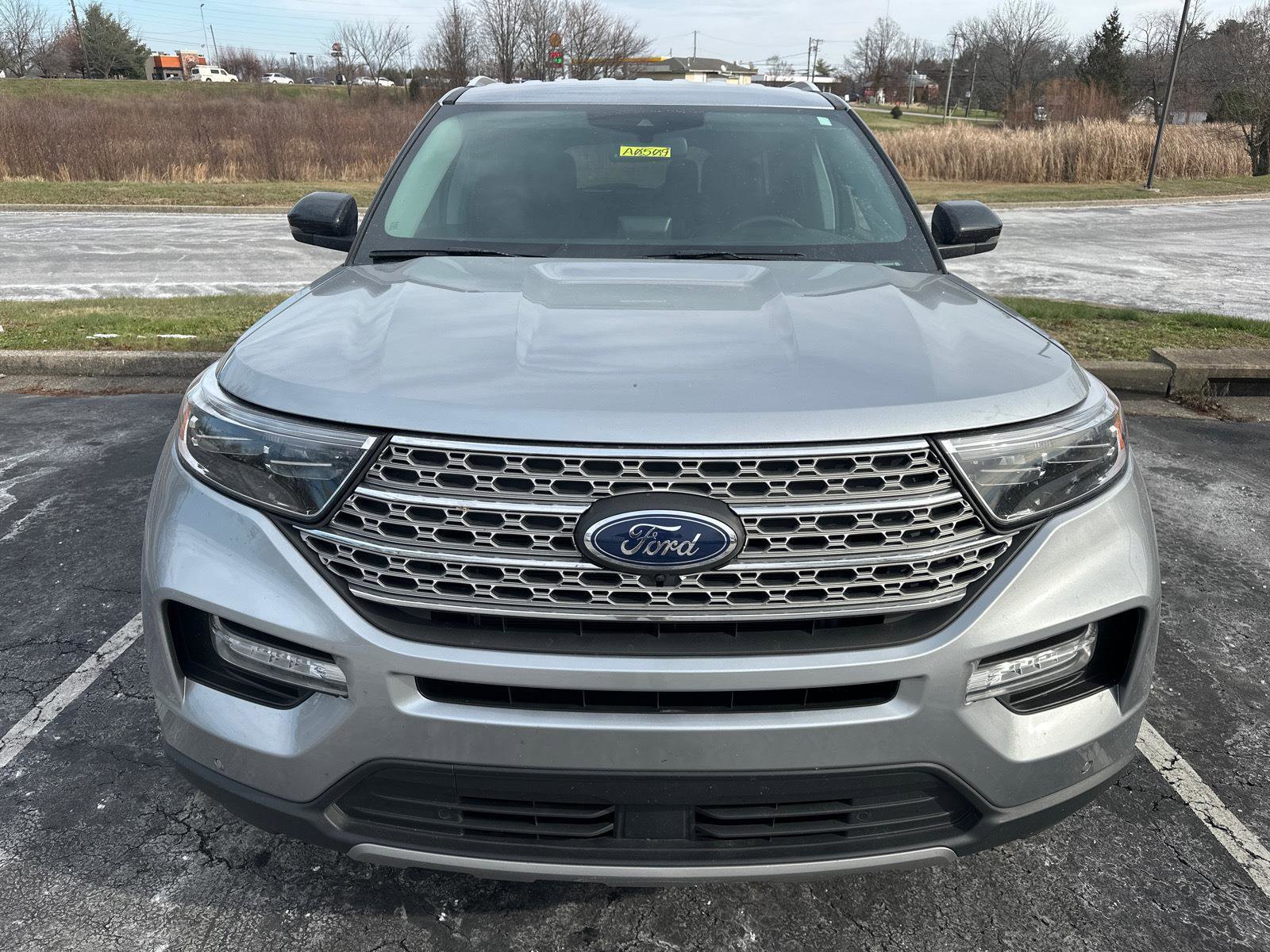 Used 2022 Ford Explorer Limited w/ Limited Technology Package image 13