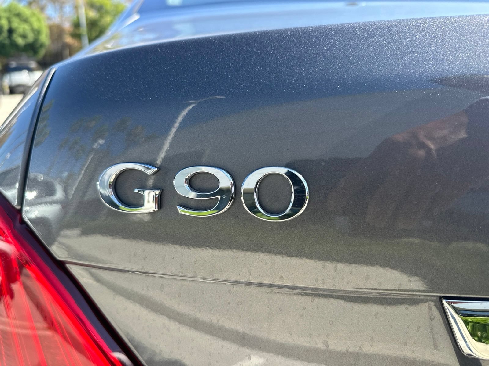 Used 2017 Genesis G90 5.0 Ultimate RWD image 5