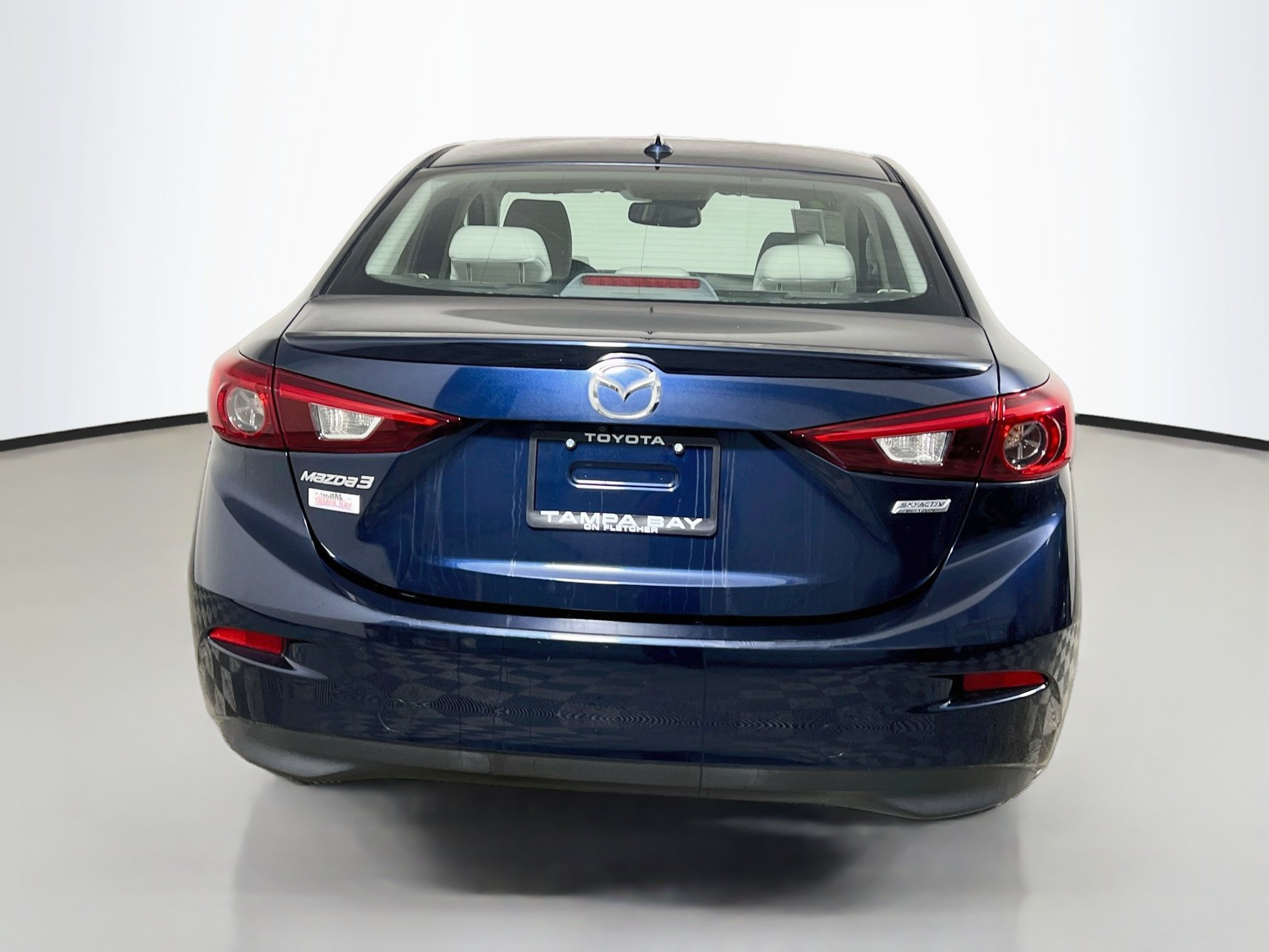 Used 2017 MAZDA MAZDA3 Grand Touring w/ Premium Equipment Package FWD image 6