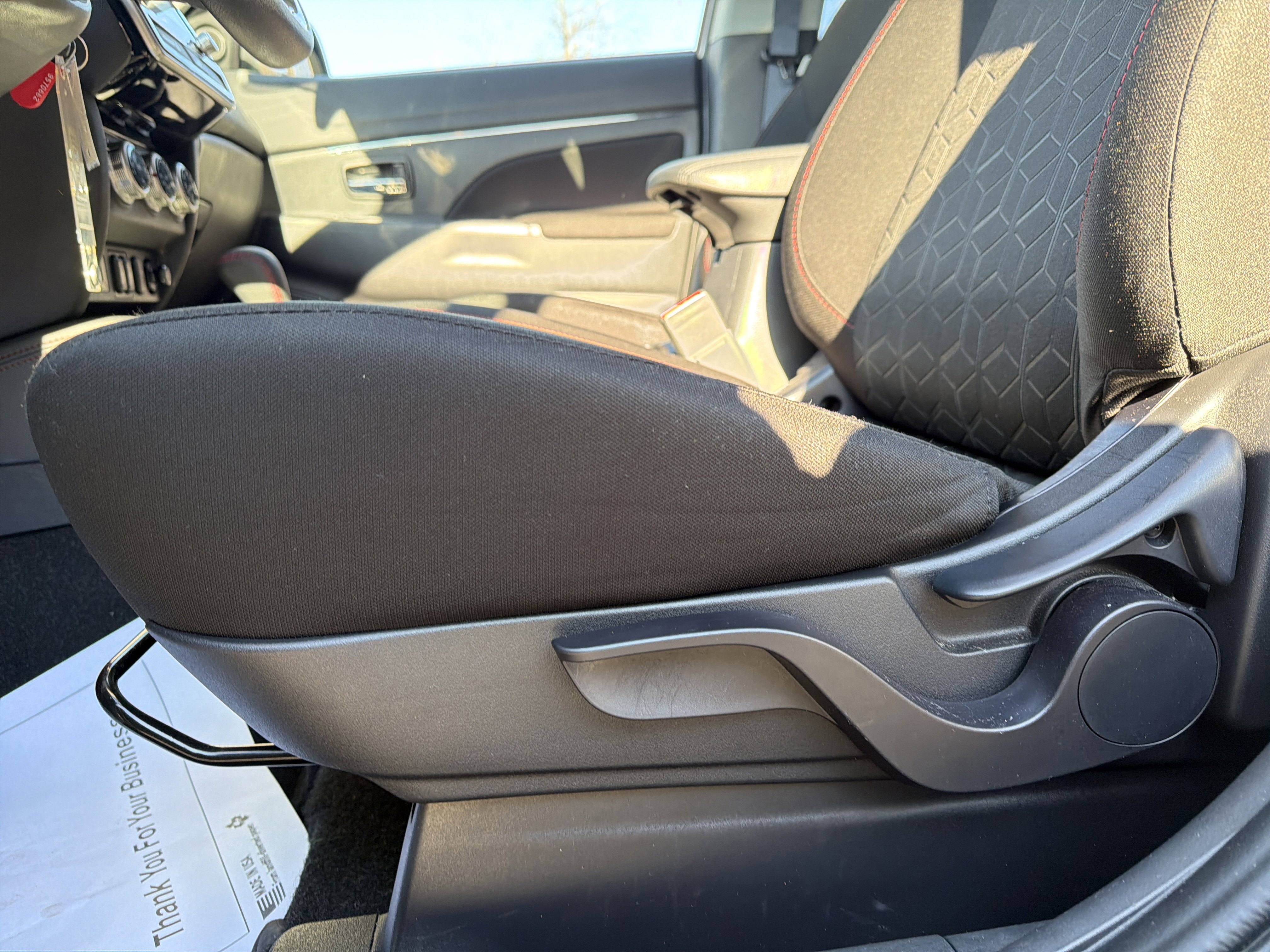 Used 2025 Mitsubishi Outlander Sport LE image 25