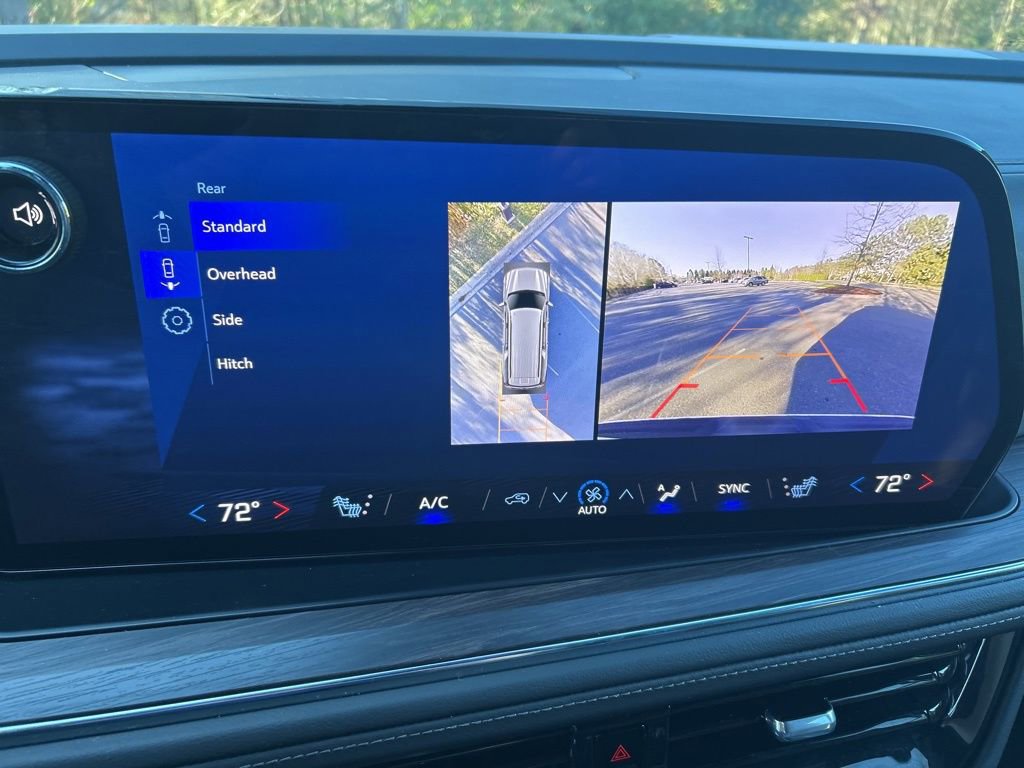 Certified 2025 Chevrolet Suburban Z71 image 32