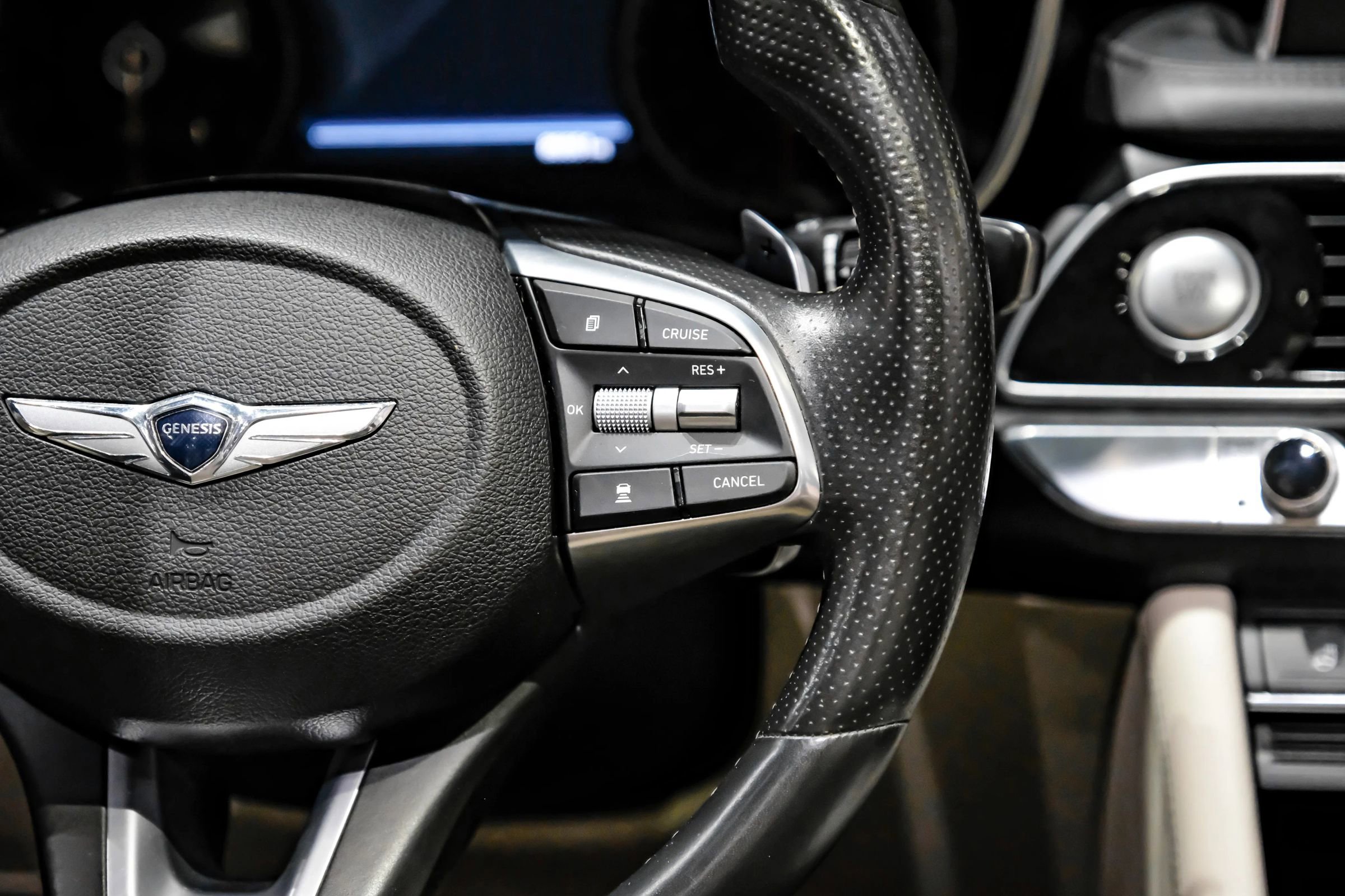 Used 2020 Genesis G70 3.3T w/ Elite Package image 18