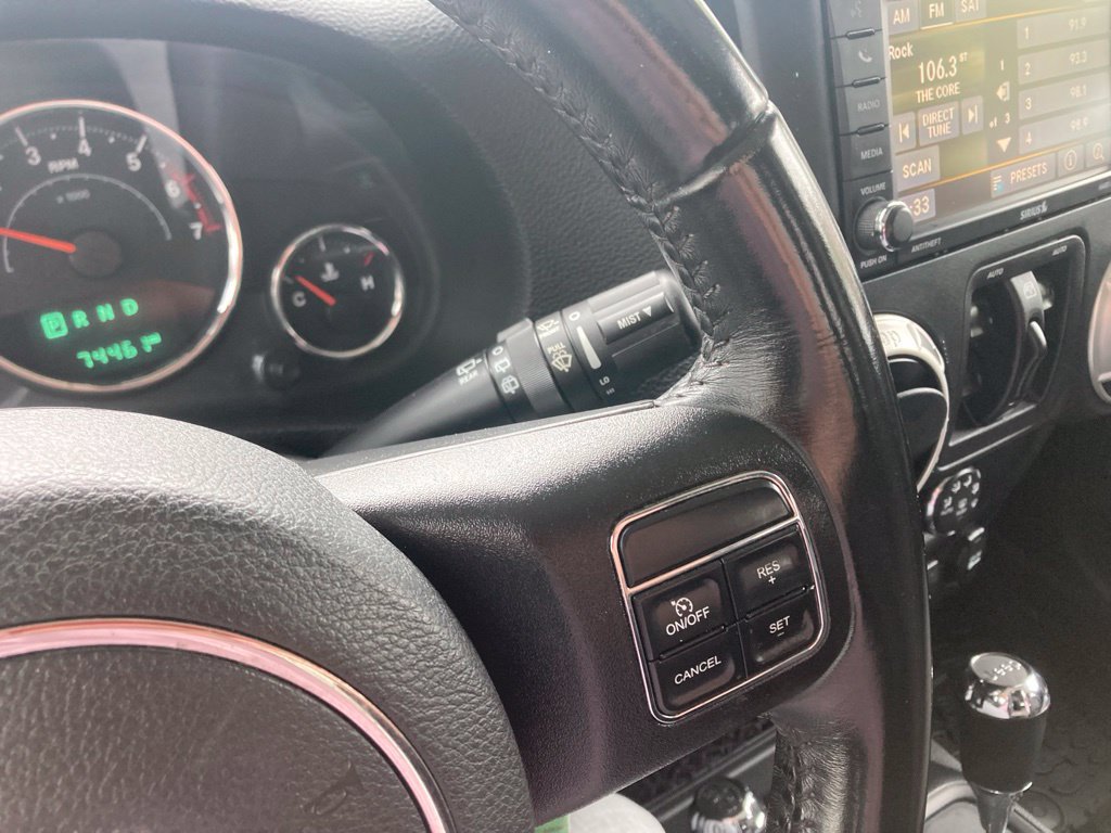 Used 2018 Jeep Wrangler Unlimited Rubicon w/ Dual Top Group AWD/4WD image 20