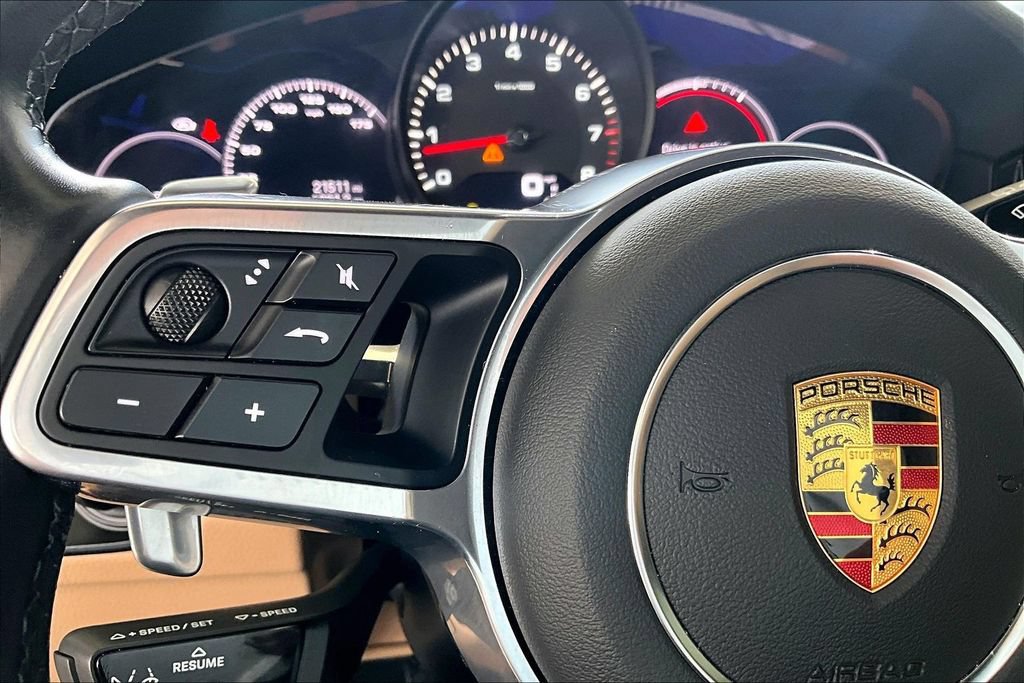 Used 2022 Porsche Cayenne Platinum Edition AWD/4WD image 26