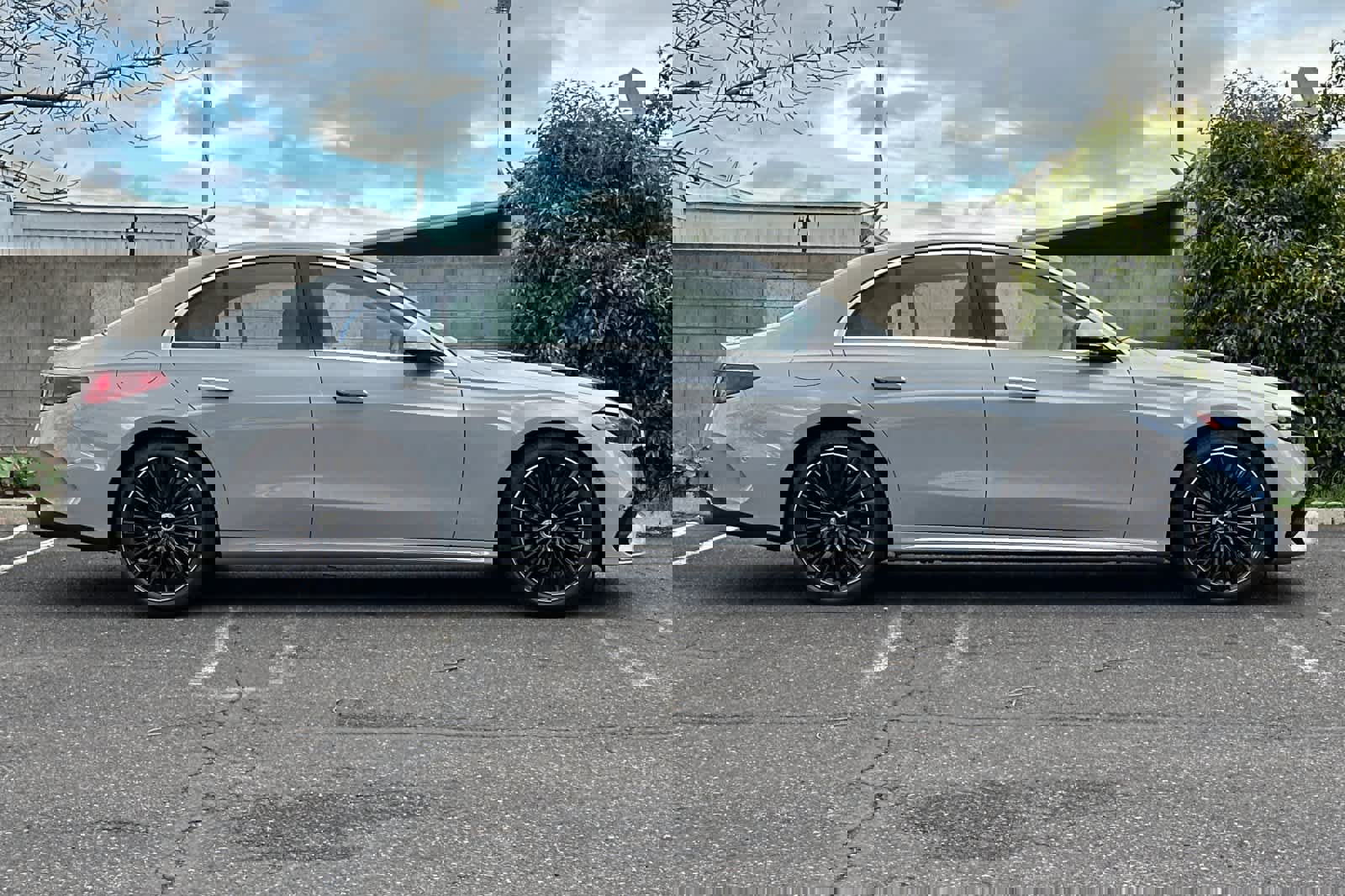 New 2026 Mercedes-Benz E 350 Sedan image 2