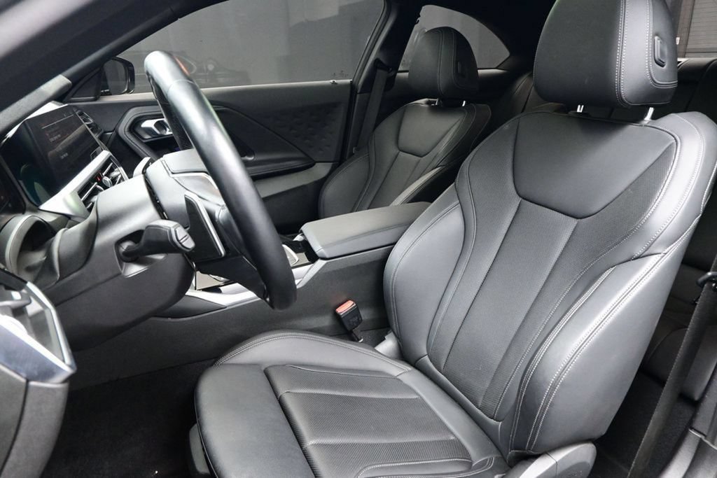 Used 2022 BMW 230i Coupe w/ Convenience Package RWD image 13