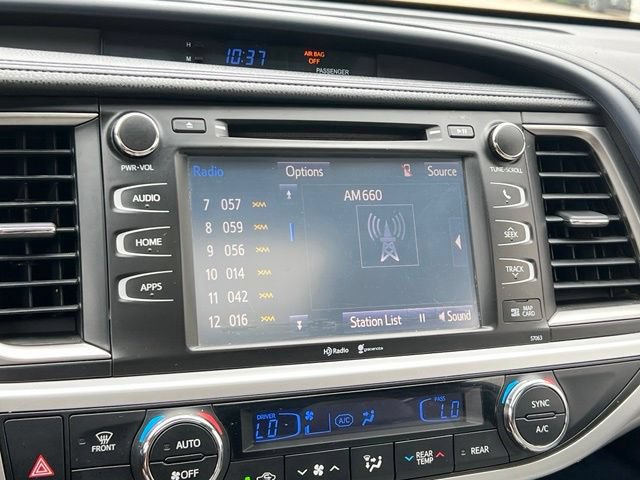 Used 2015 Toyota Highlander XLE AWD/4WD image 28