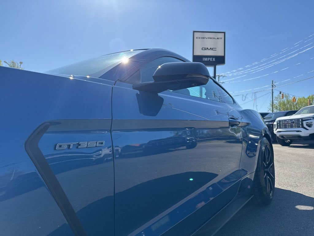 Used 2020 Ford Mustang Shelby GT350 w/ Technology Package image 31