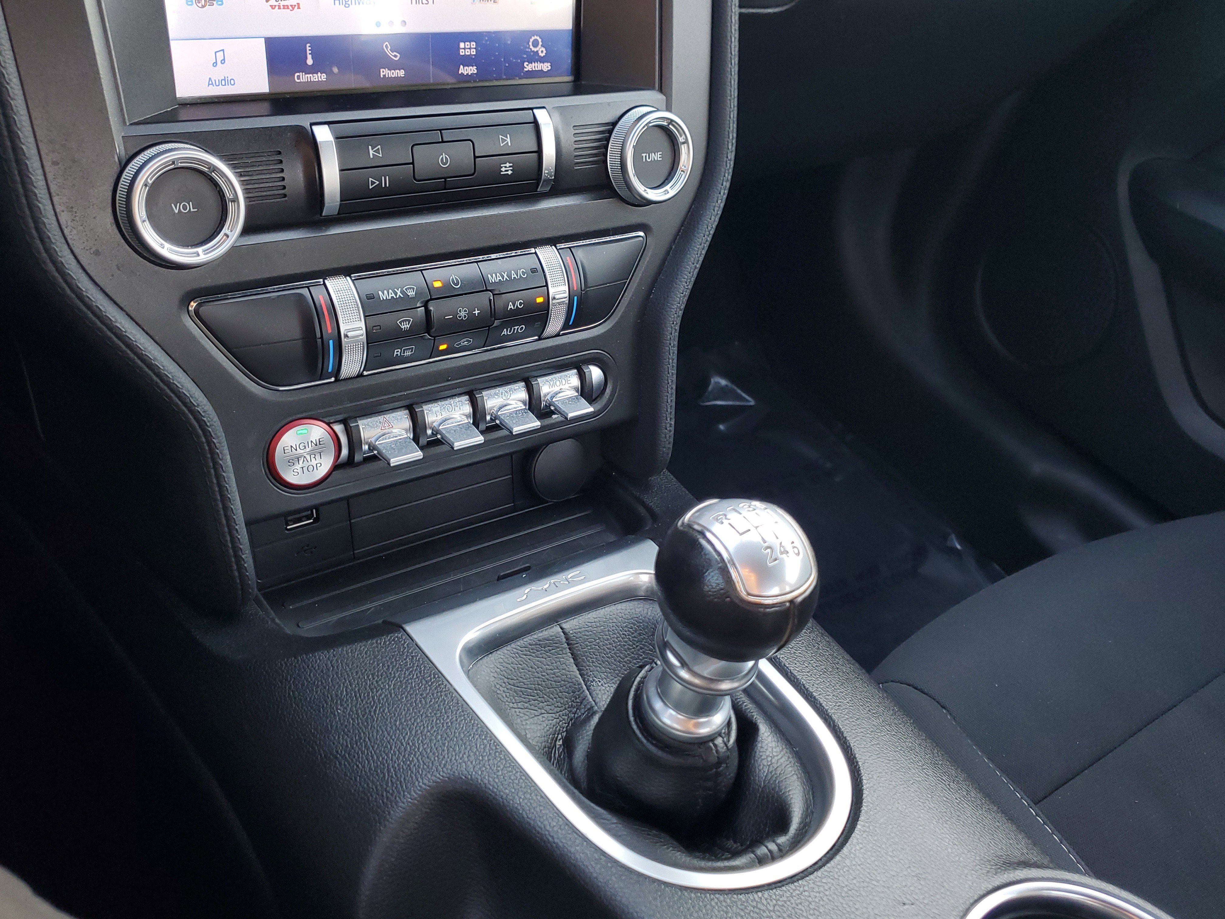 Used 2020 Ford Mustang EcoBoost w/ 2.3L High Performance Package image 21