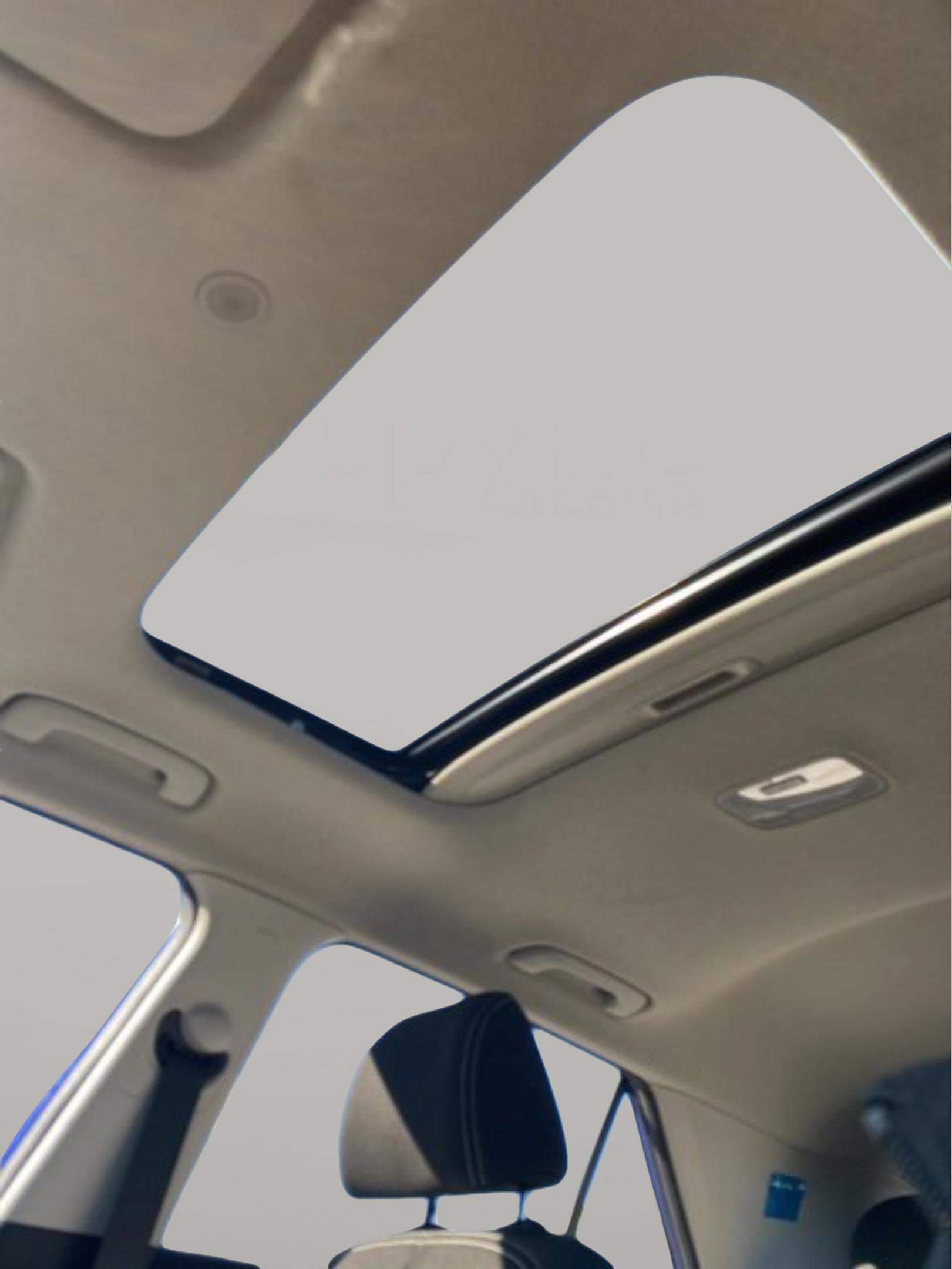 Used 2023 Hyundai Venue SEL image 12