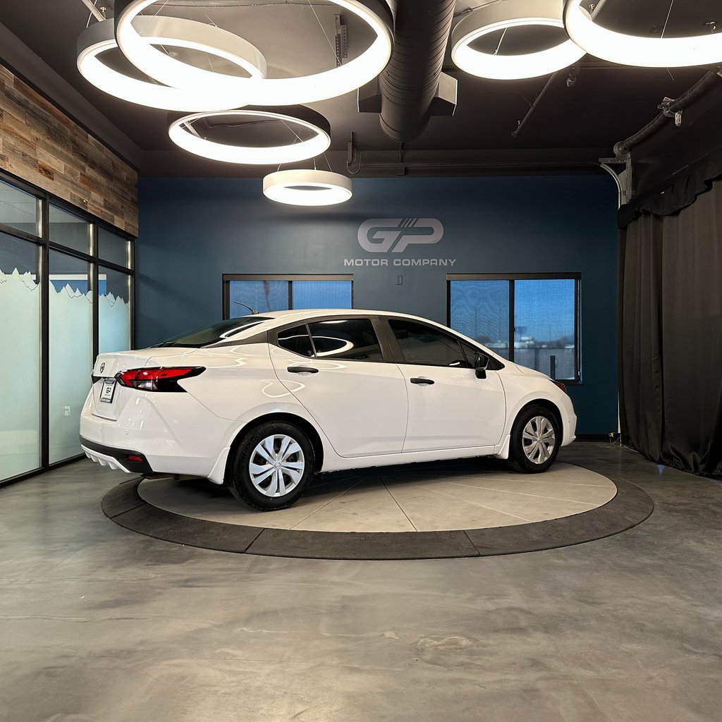 Used 2021 Nissan Versa S image 3