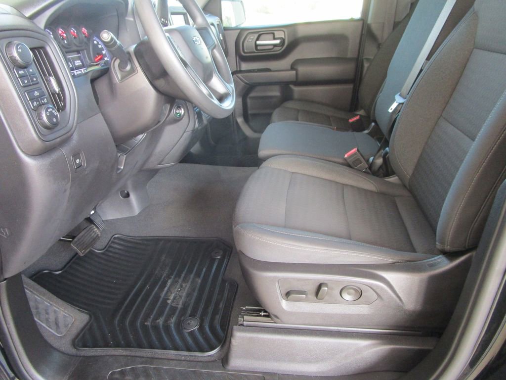 Used 2023 Chevrolet Silverado 1500 Custom Trail Boss w/ LPO, Dark Essentials Package image 29