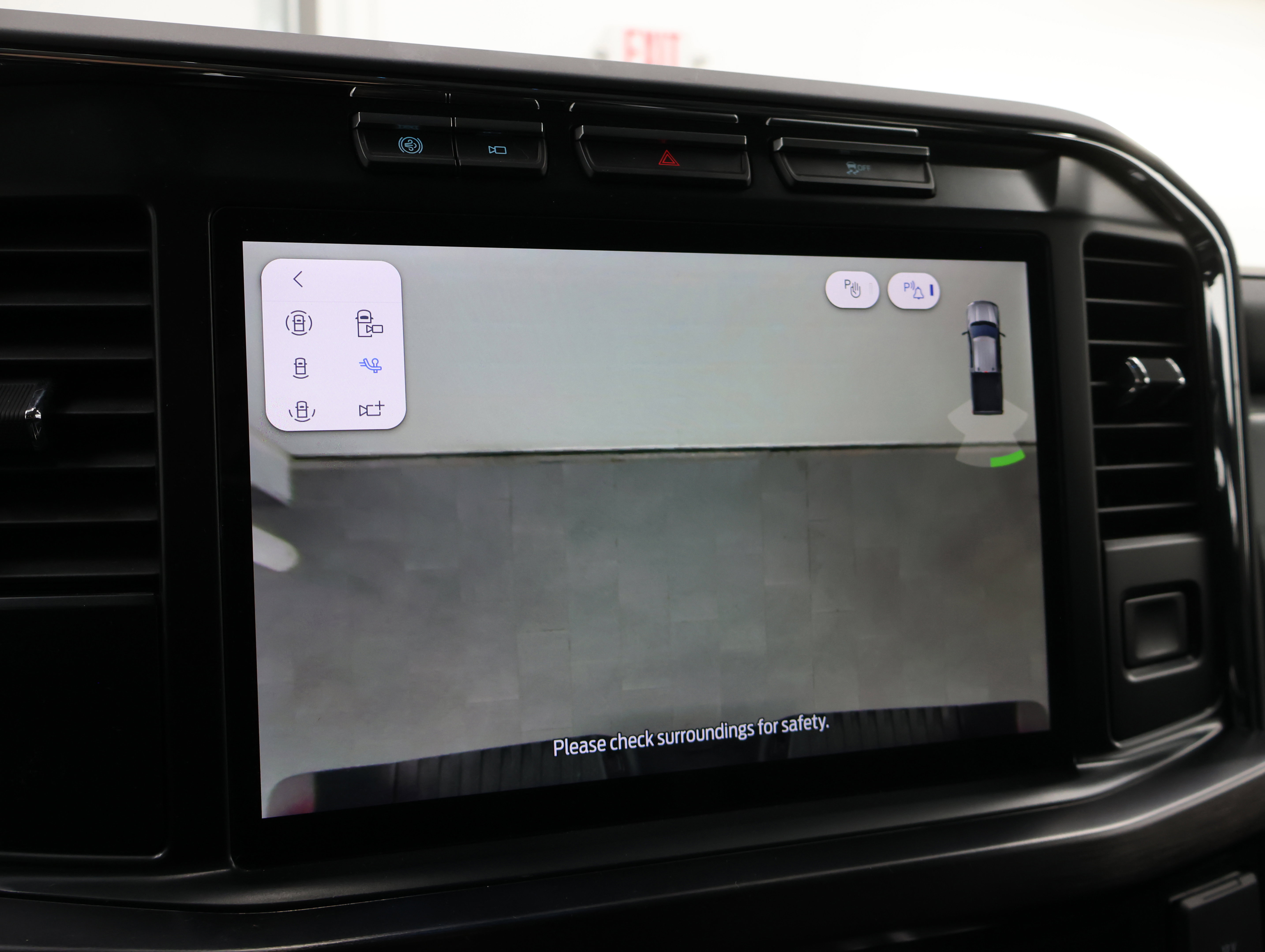 Used 2023 Ford F350 Lariat w/ Chrome Package AWD/4WD image 20