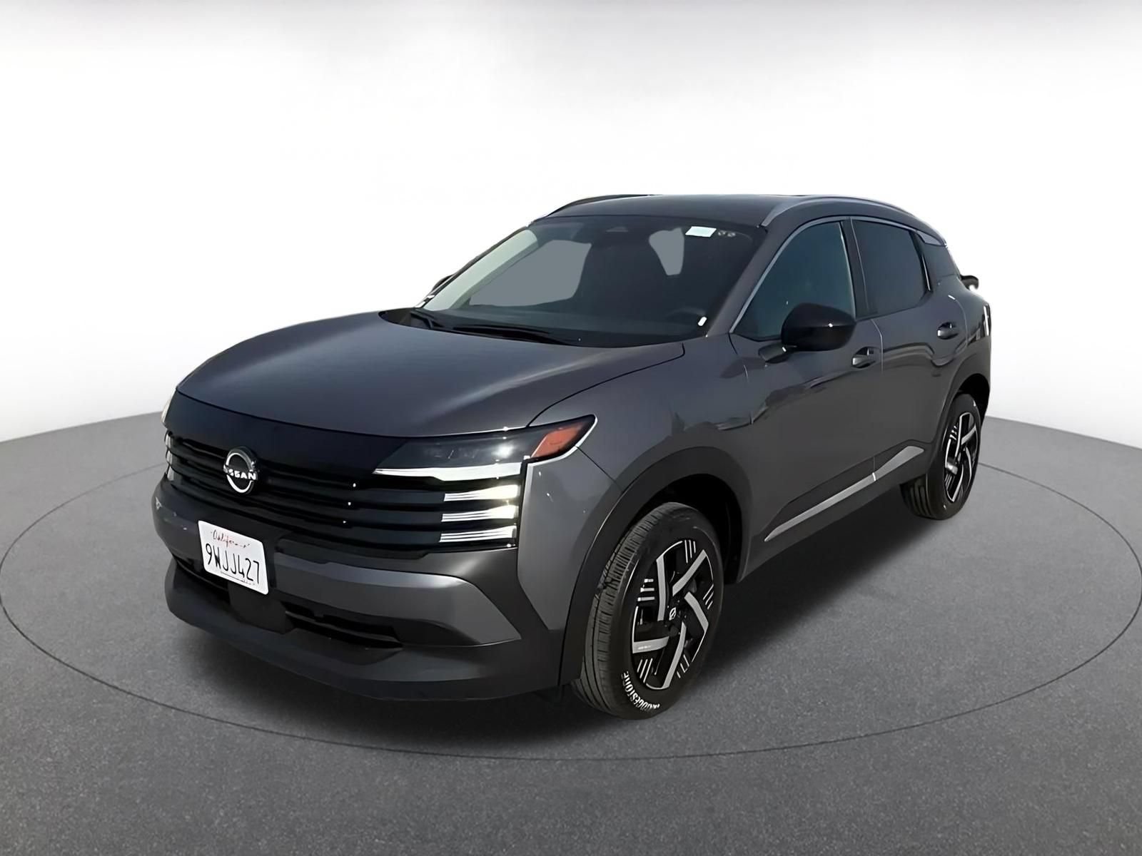 Used 2026 Nissan Kicks SV w/ Cold Weather Package FWD image 7