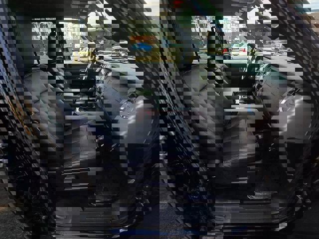 Used 2016 Ford Expedition EL XLT image 16