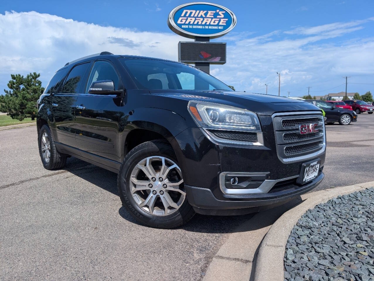 Used 2015 GMC Acadia SLT AWD/4WD image 2