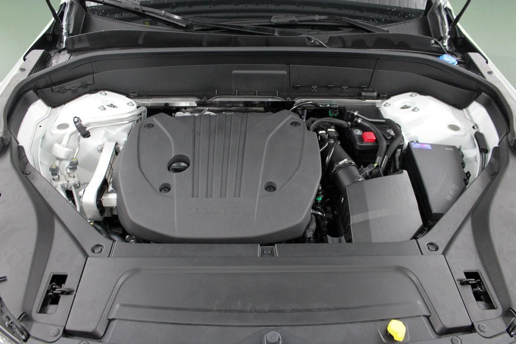 New 2026 Volvo XC90 B5 Core w/ Protection Package Premier AWD/4WD image 19
