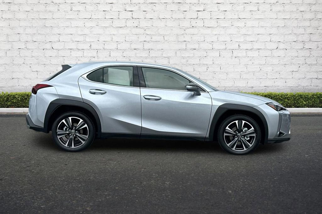 New 2026 Lexus UX 300h FWD image 3