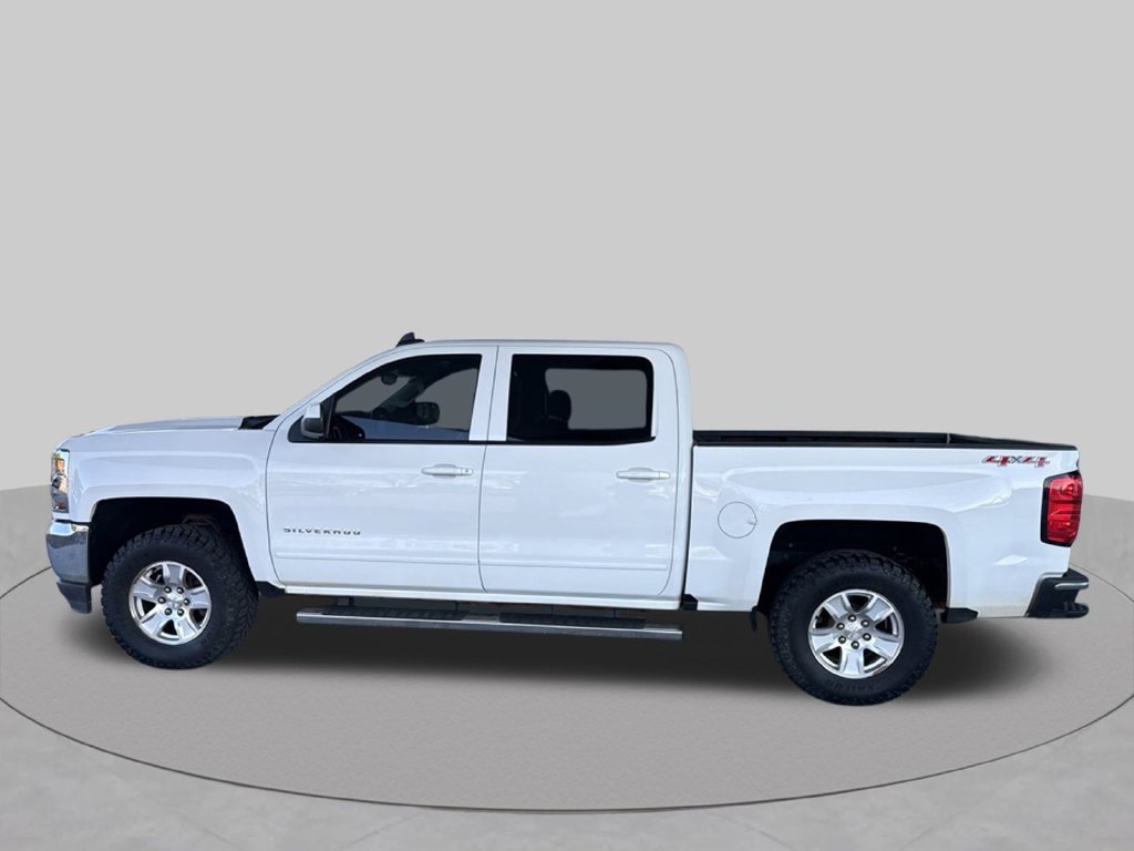 Used 2017 Chevrolet Silverado 1500 LT AWD/4WD image 4