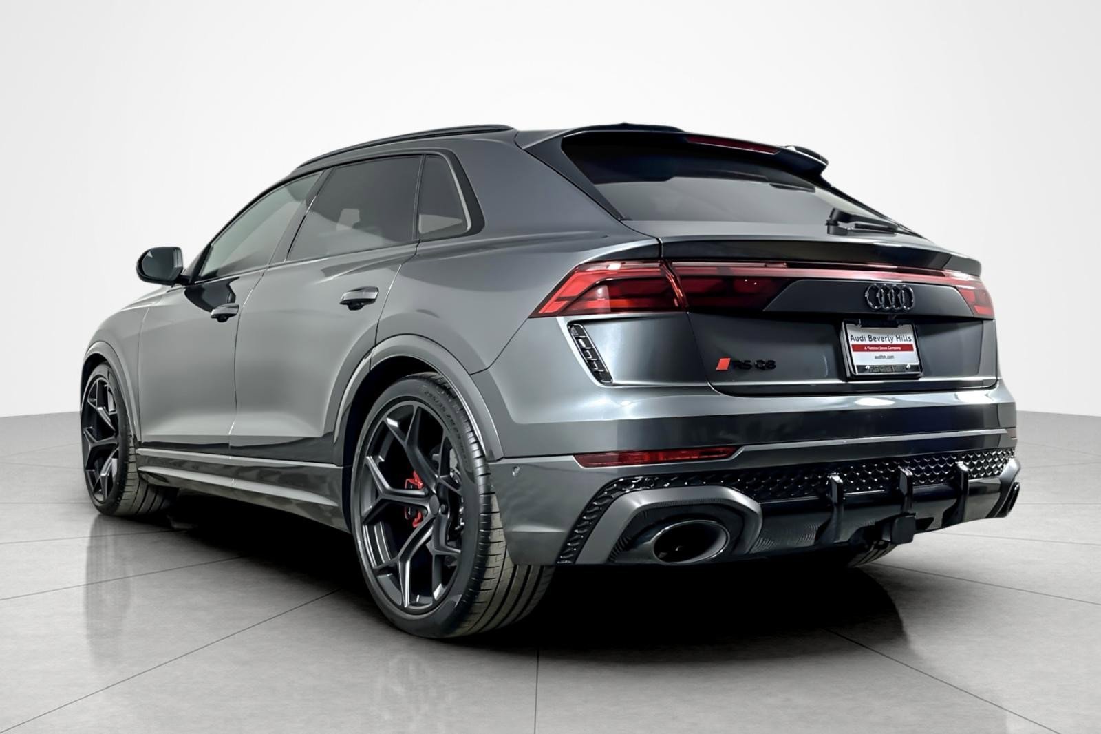 New 2026 Audi RS Q8 performance image 4