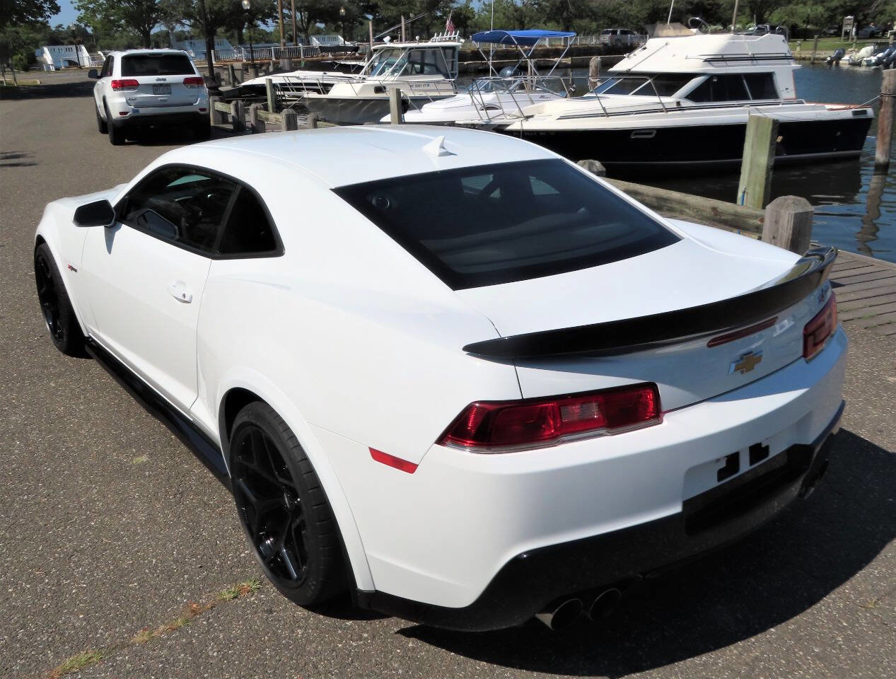 Used 2015 Chevrolet Camaro Z/28 RWD image 6