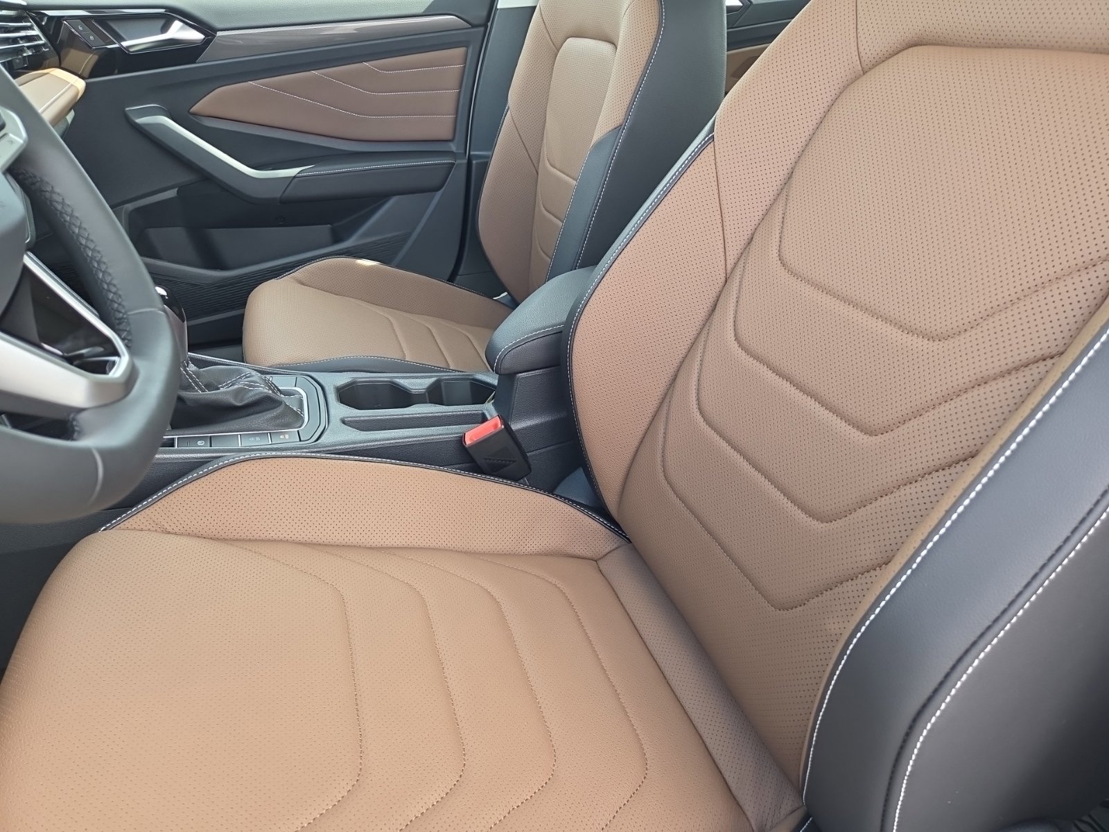 New 2027 Volkswagen Jetta SEL FWD image 19