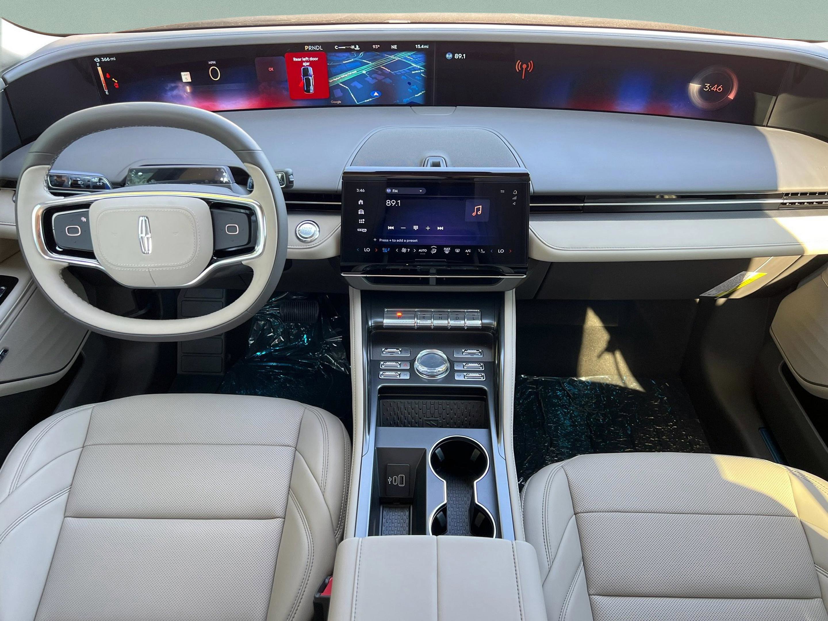 New 2025 Lincoln Nautilus Premier w/ Equipment Group 102A image 14