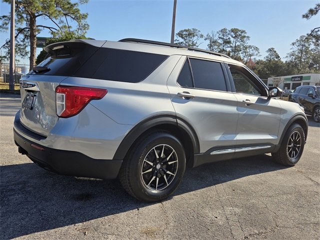 Used 2022 Ford Explorer XLT w/ Class IV Trailer Tow Package image 7