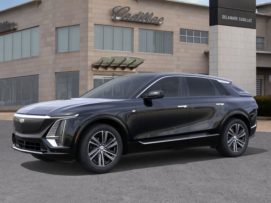 New 2025 Cadillac Lyriq Luxury AWD/4WD image 2