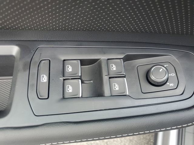 New 2026 Volkswagen Atlas SE image 32