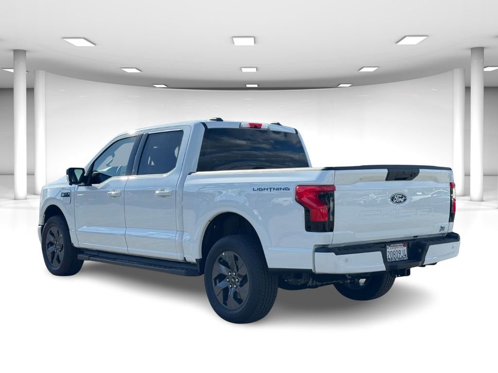 Used 2025 Ford F150 Lightning Flash AWD/4WD image 3