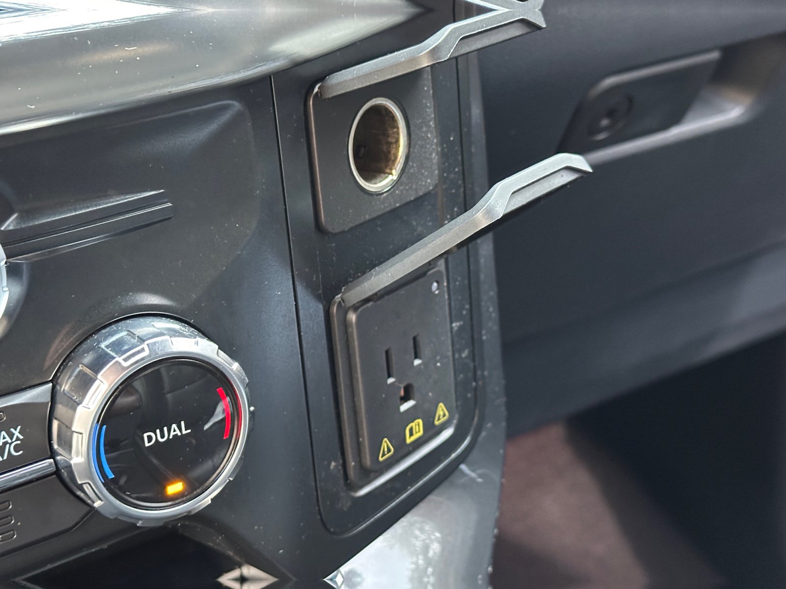 Used 2022 Ford F150 Lariat AWD/4WD image 28