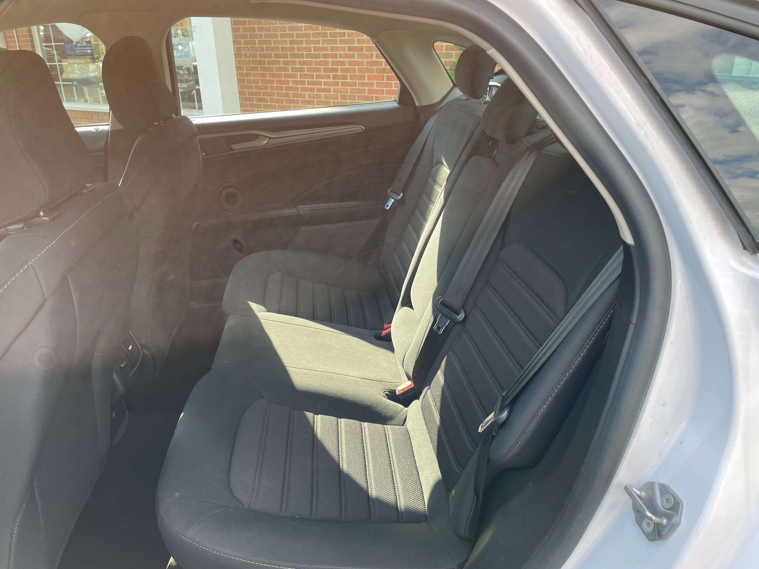 Used 2020 Ford Fusion SE AWD/4WD image 11