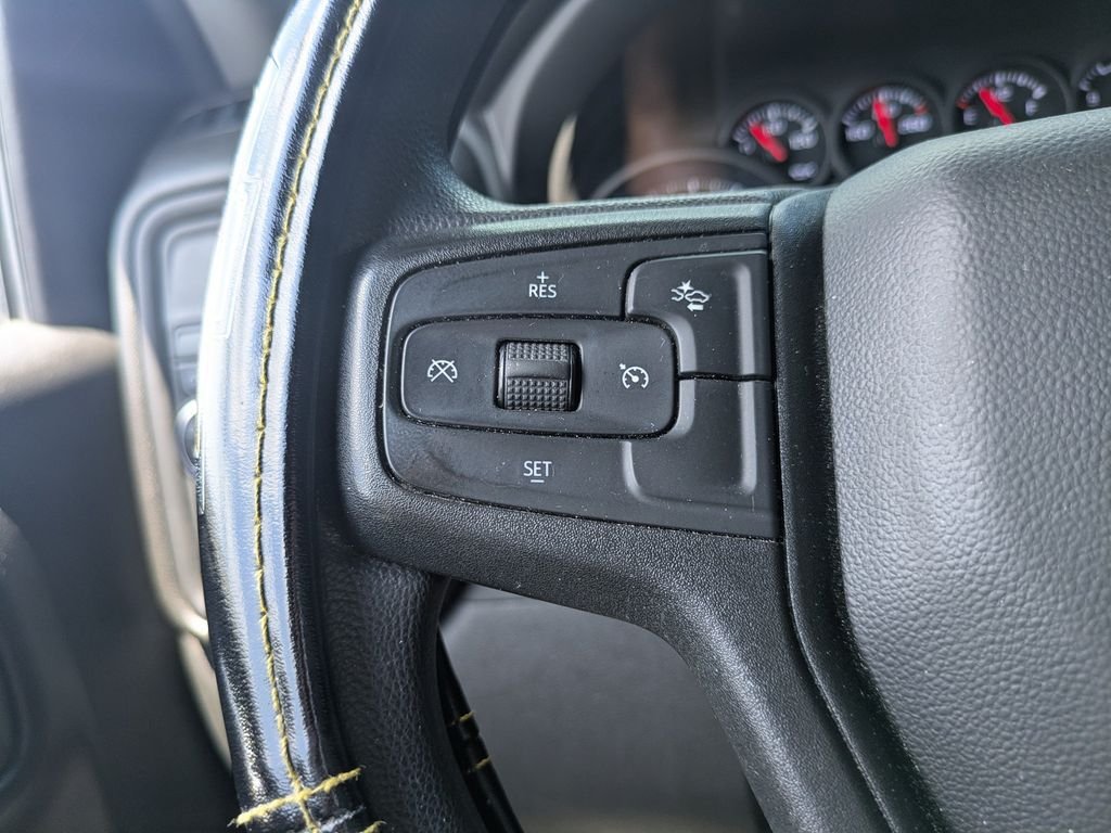Used 2023 Chevrolet Silverado 1500 Custom RWD image 24