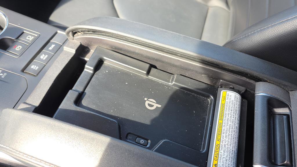 Used 2022 Toyota Highlander XLE image 29