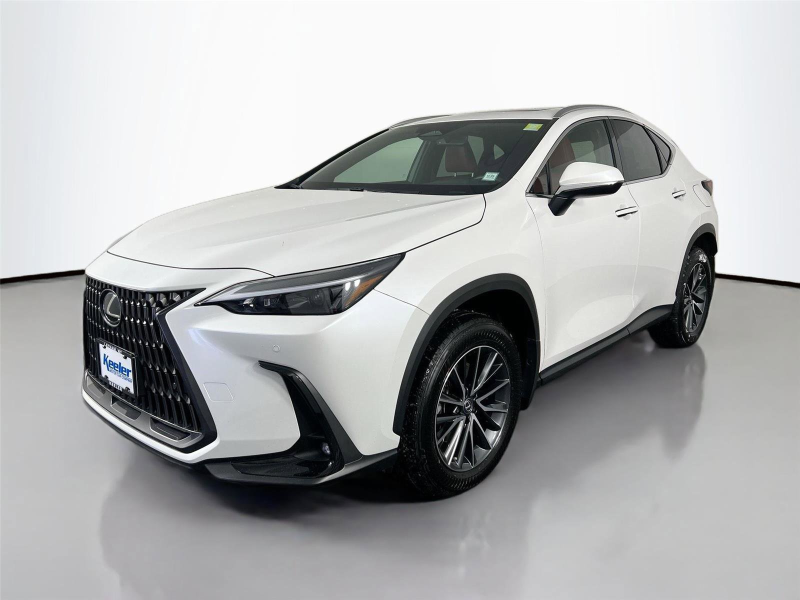 Used 2025 Lexus NX 350 AWD image 2