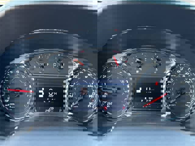 Used 2022 Chevrolet Equinox RS w/ Infotainment Package image 6