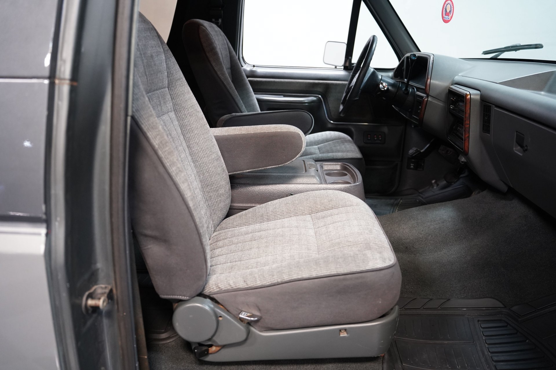 Used 1989 Ford Bronco AWD/4WD image 37