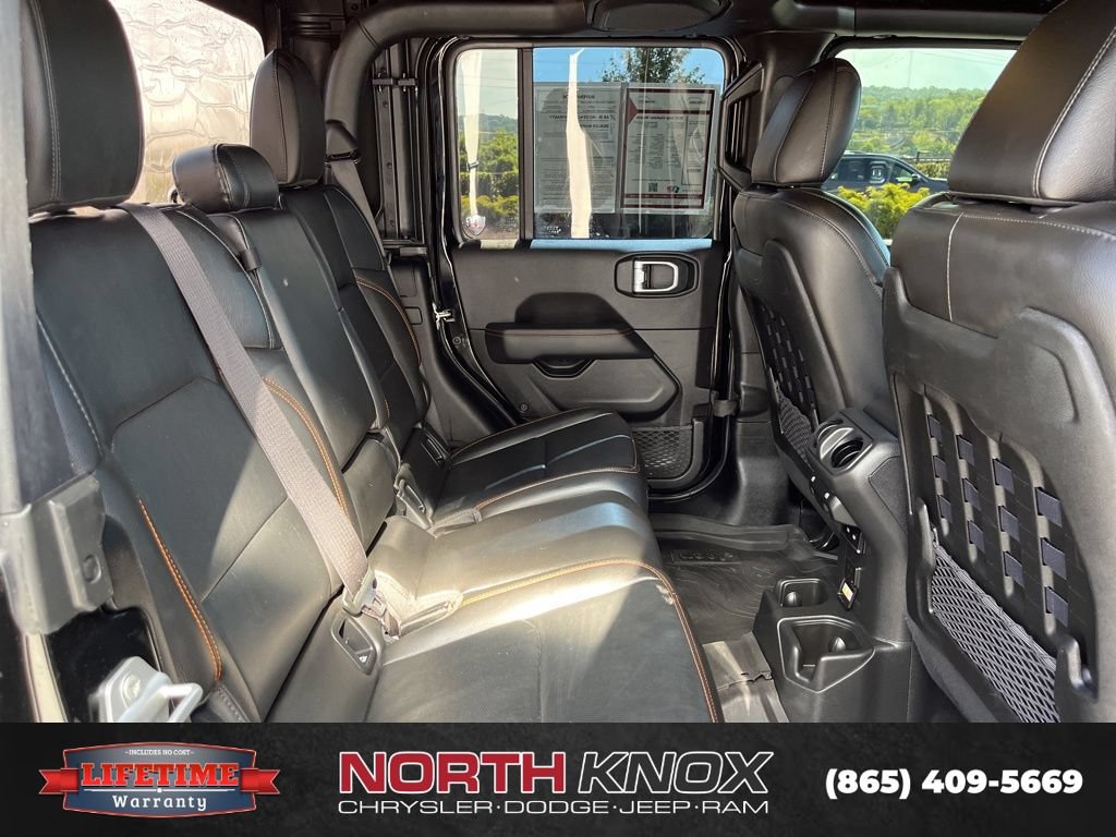 Used 2023 Jeep Gladiator Mojave w/ Cold Weather Group AWD/4WD image 22