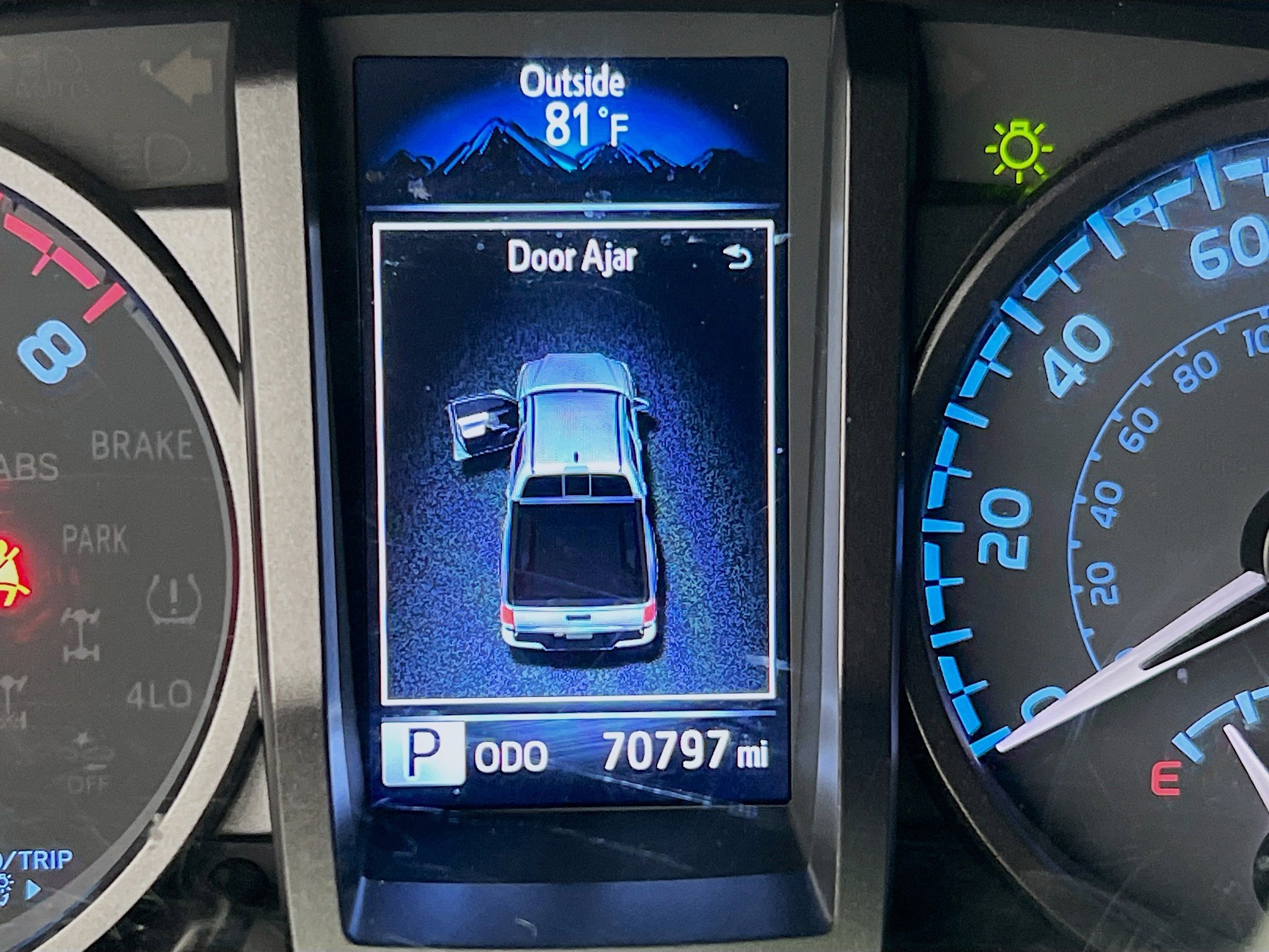 Used 2023 Toyota Tacoma TRD Off-Road image 12