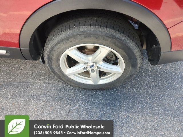 Used 2017 Ford Explorer XLT AWD/4WD image 18