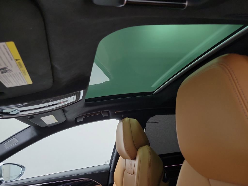 Used 2022 Audi S8 image 38