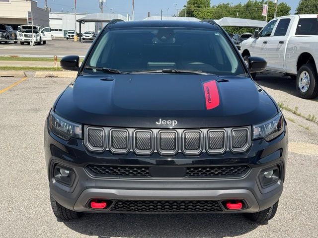 Used 2022 Jeep Compass Trailhawk w/ Sun and Sound Group AWD/4WD image 2