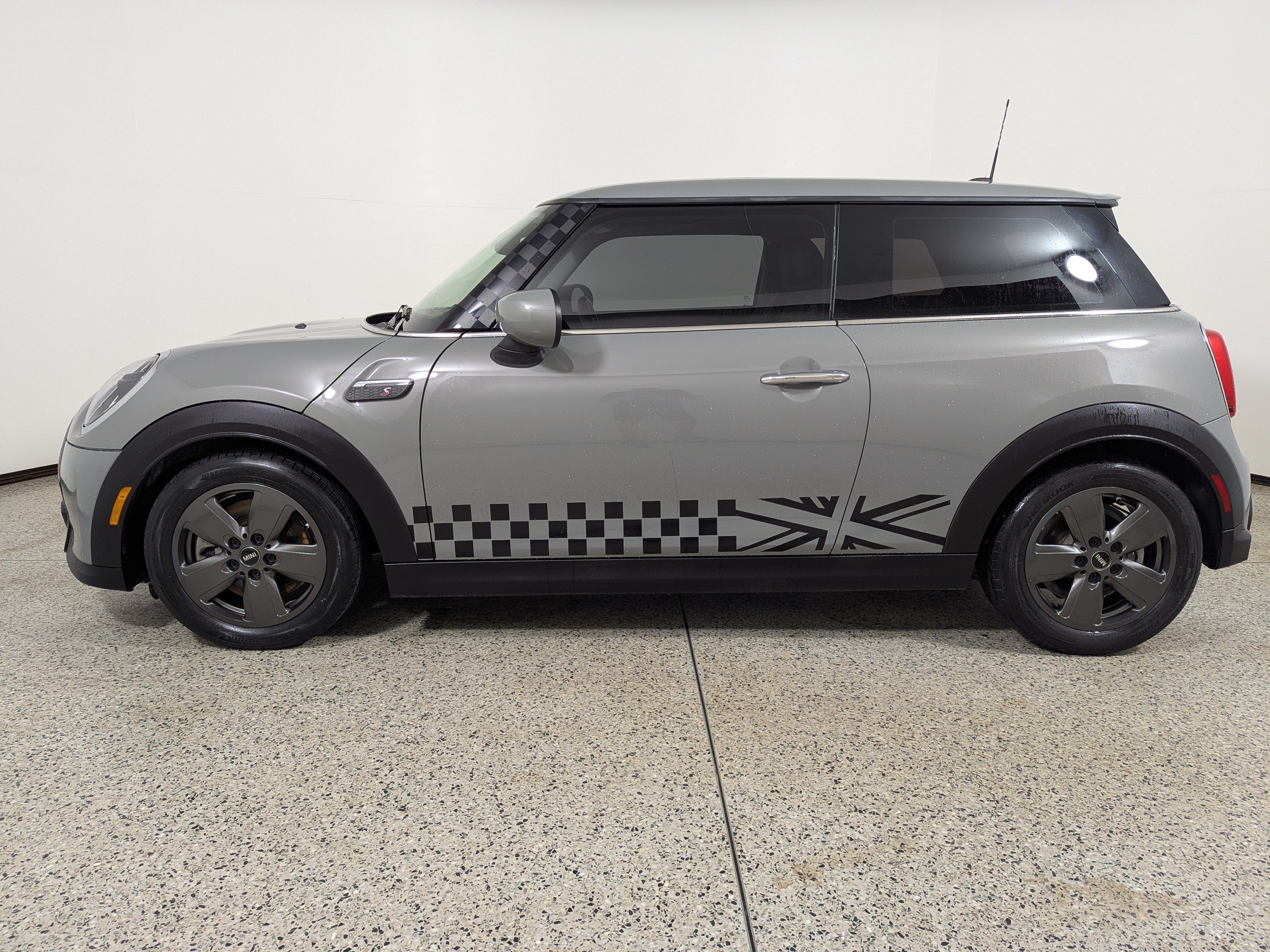 Used 2022 MINI Cooper S FWD image 4